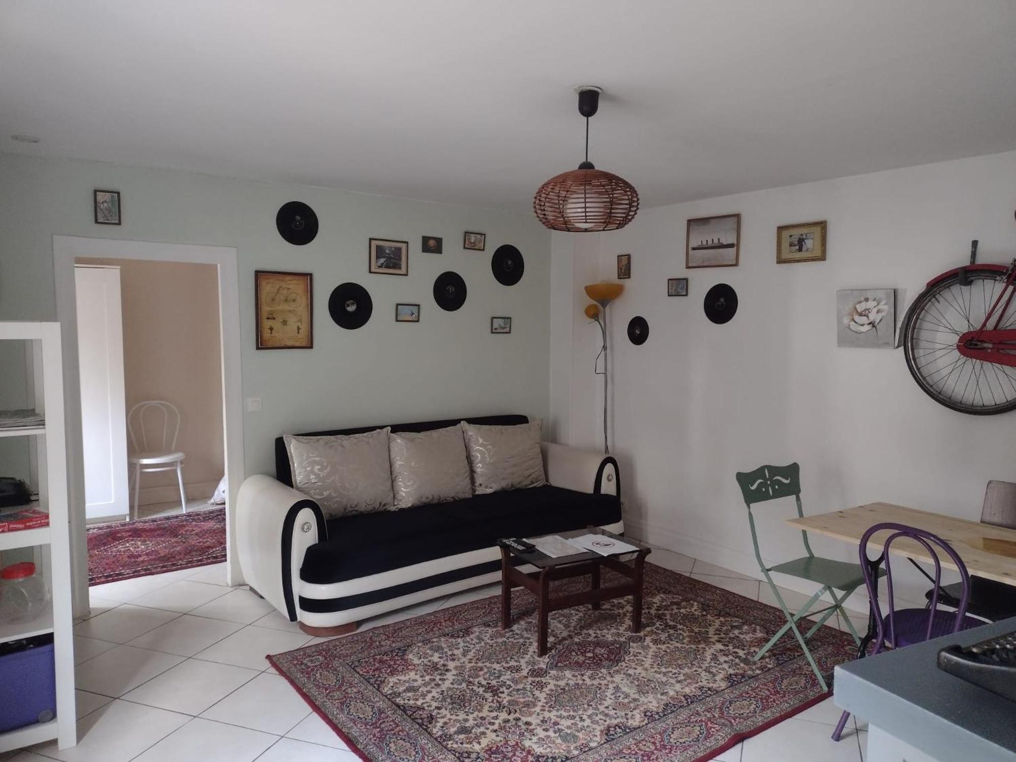Appartement Chez Ma Petite Reine 1 à Pontoise Extérieur photo