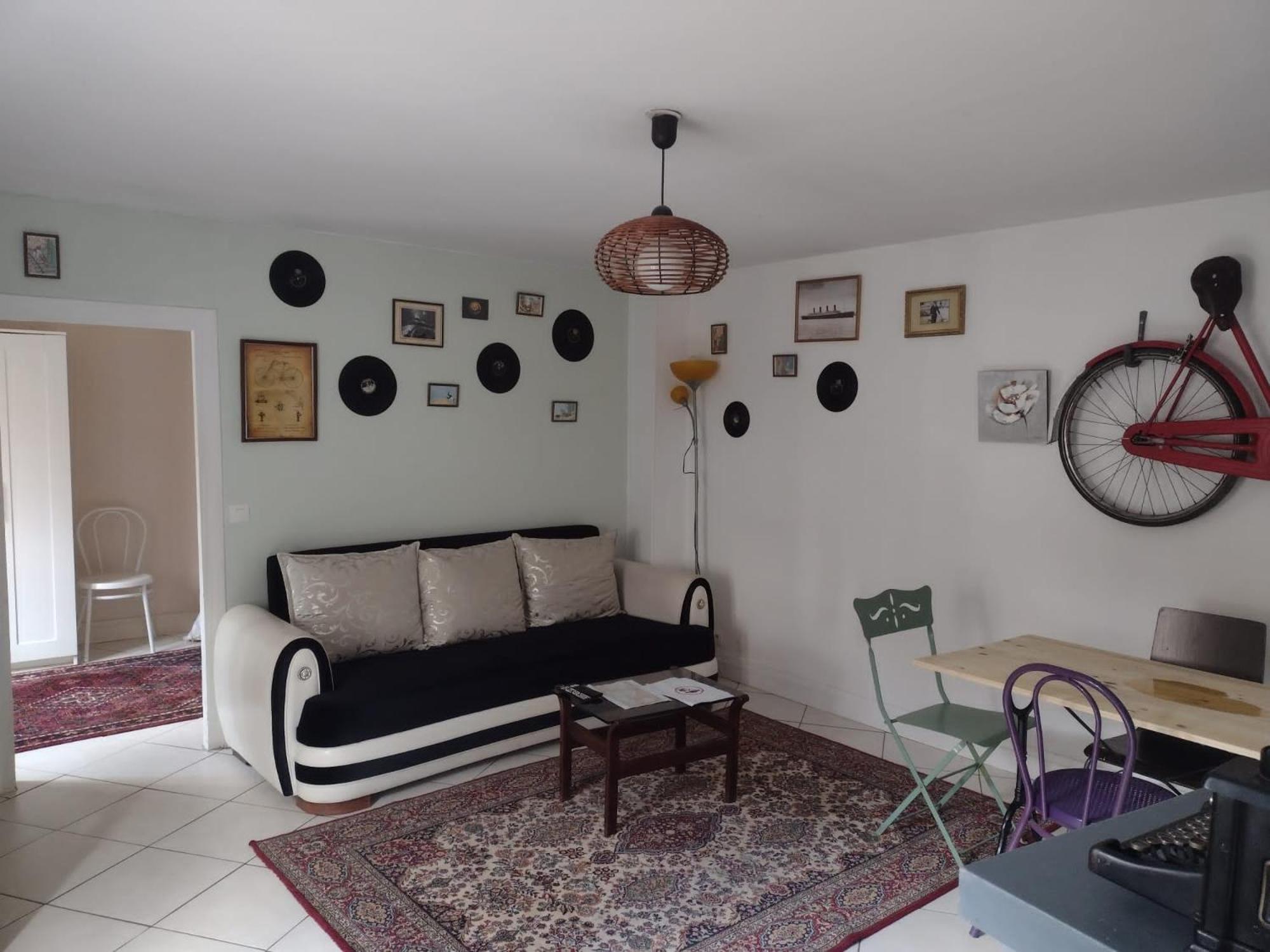 Appartement Chez Ma Petite Reine 1 à Pontoise Extérieur photo