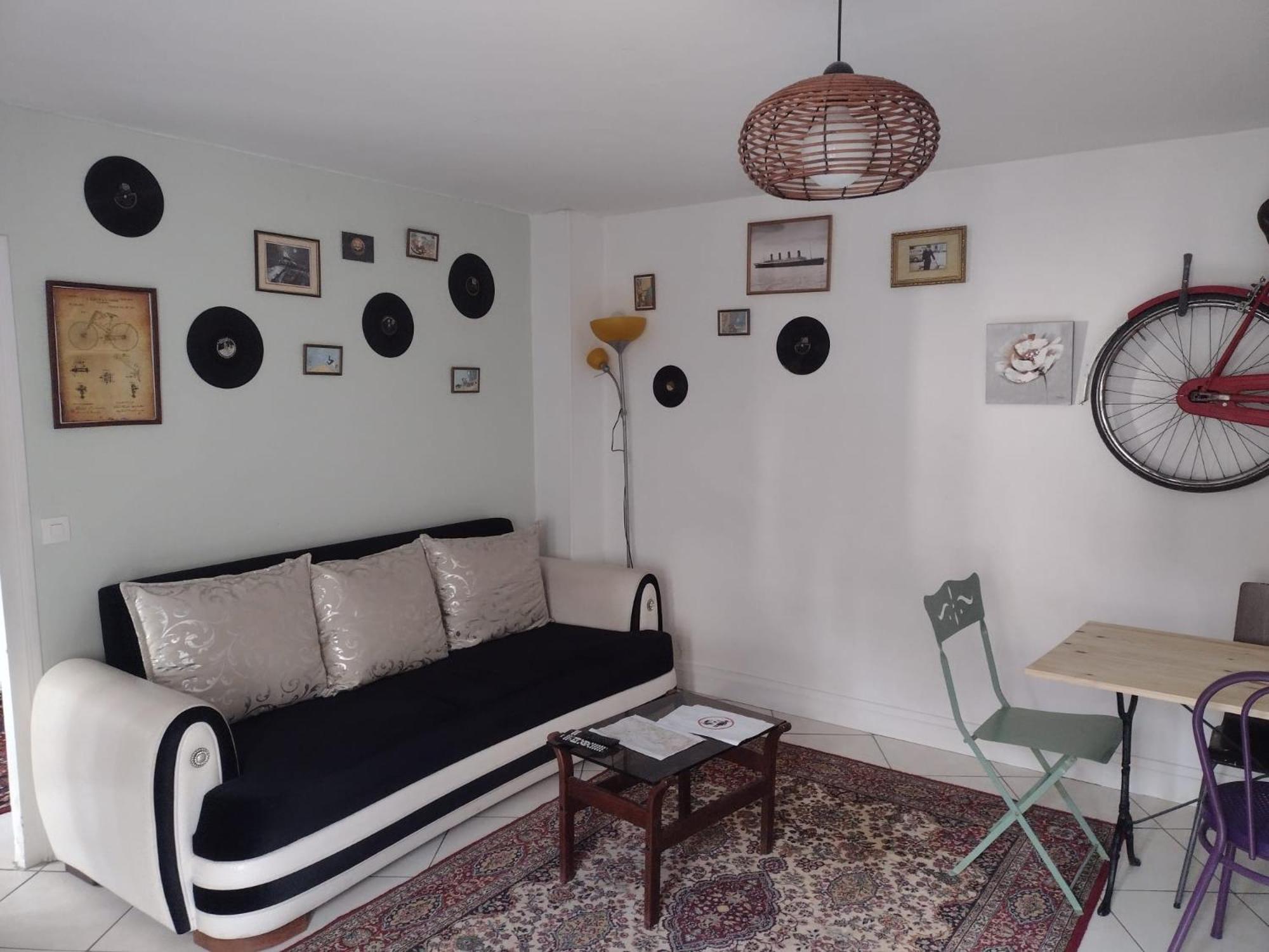 Appartement Chez Ma Petite Reine 1 à Pontoise Extérieur photo
