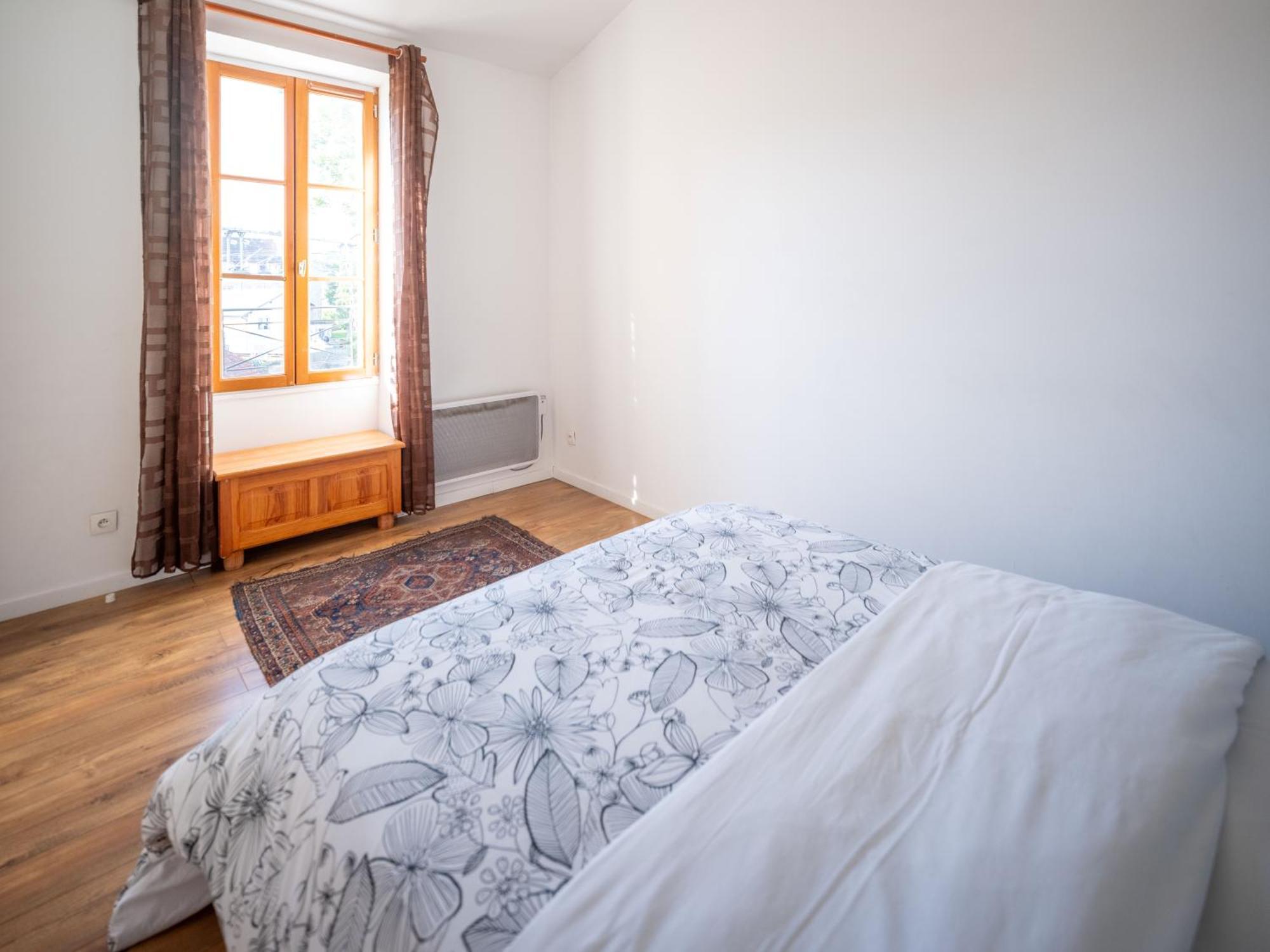Appartement Chez Ma Petite Reine 1 à Pontoise Extérieur photo