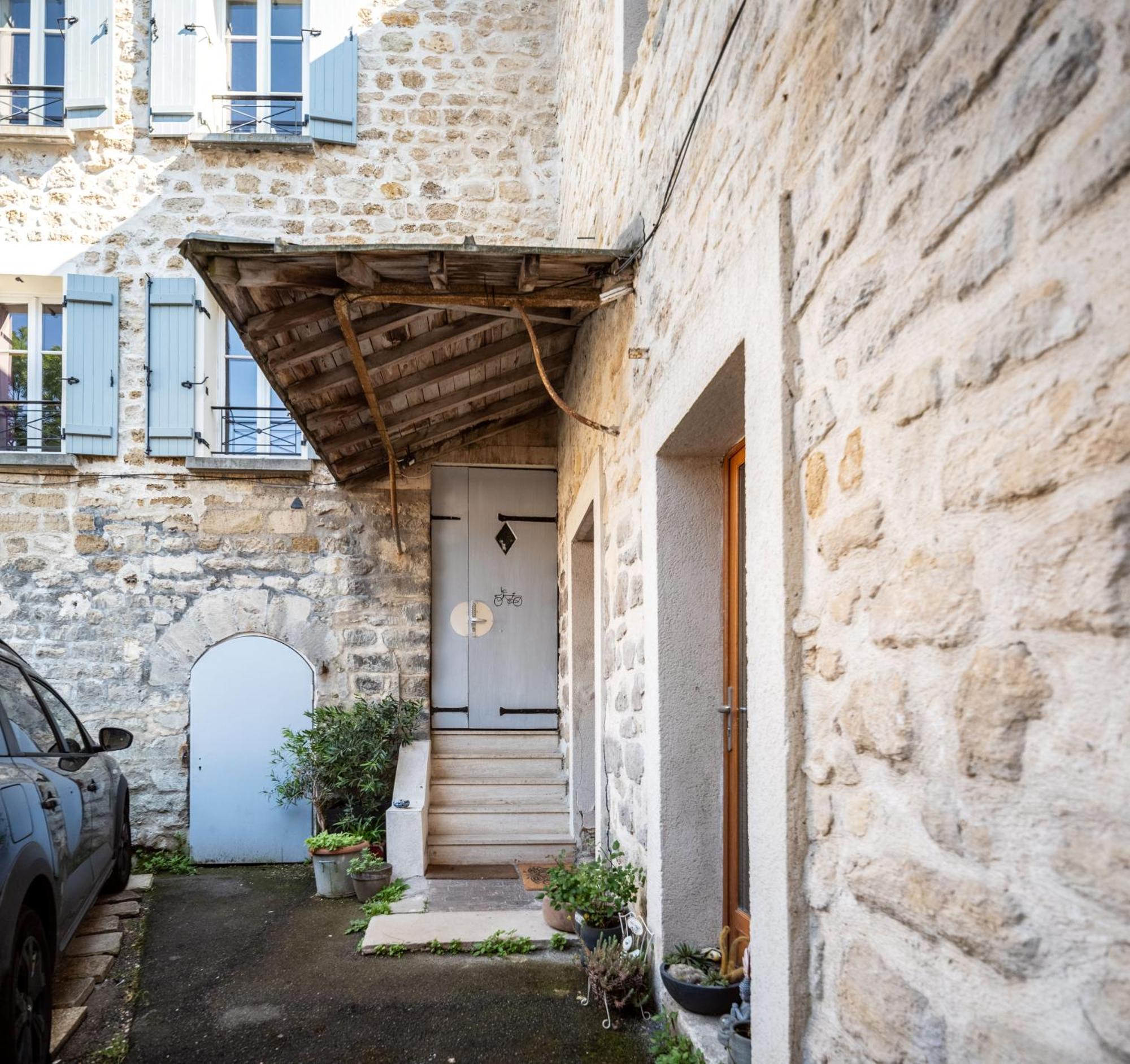 Appartement Chez Ma Petite Reine 1 à Pontoise Extérieur photo