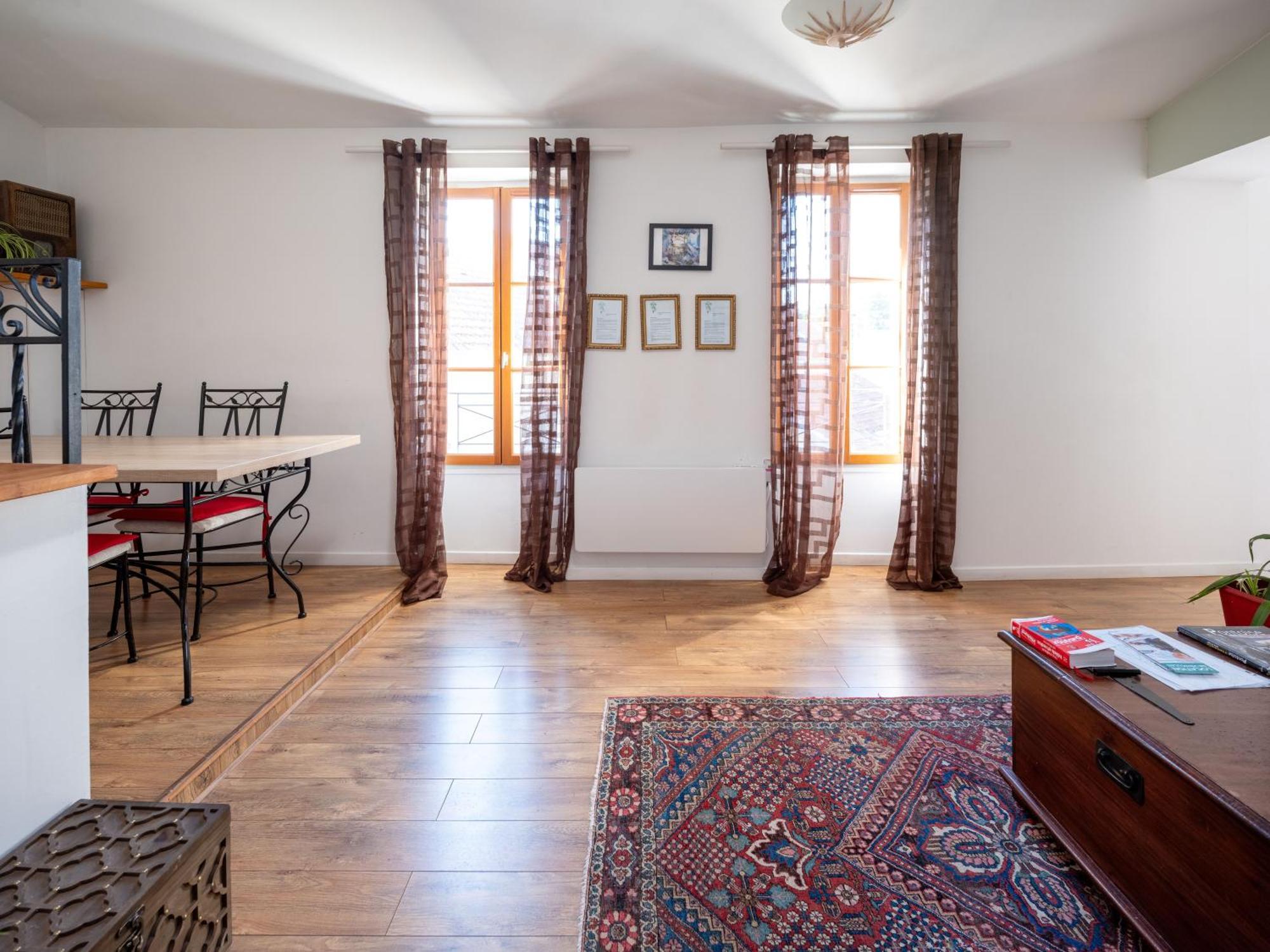 Appartement Chez Ma Petite Reine 1 à Pontoise Extérieur photo